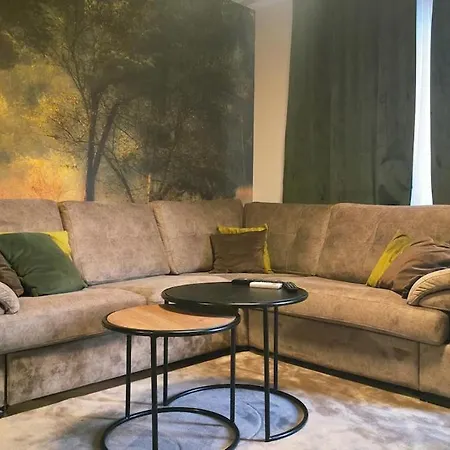 Modern Luxury & Free Parking Apartment