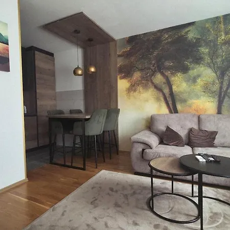 Modern Luxury & Free Parking Apartment *